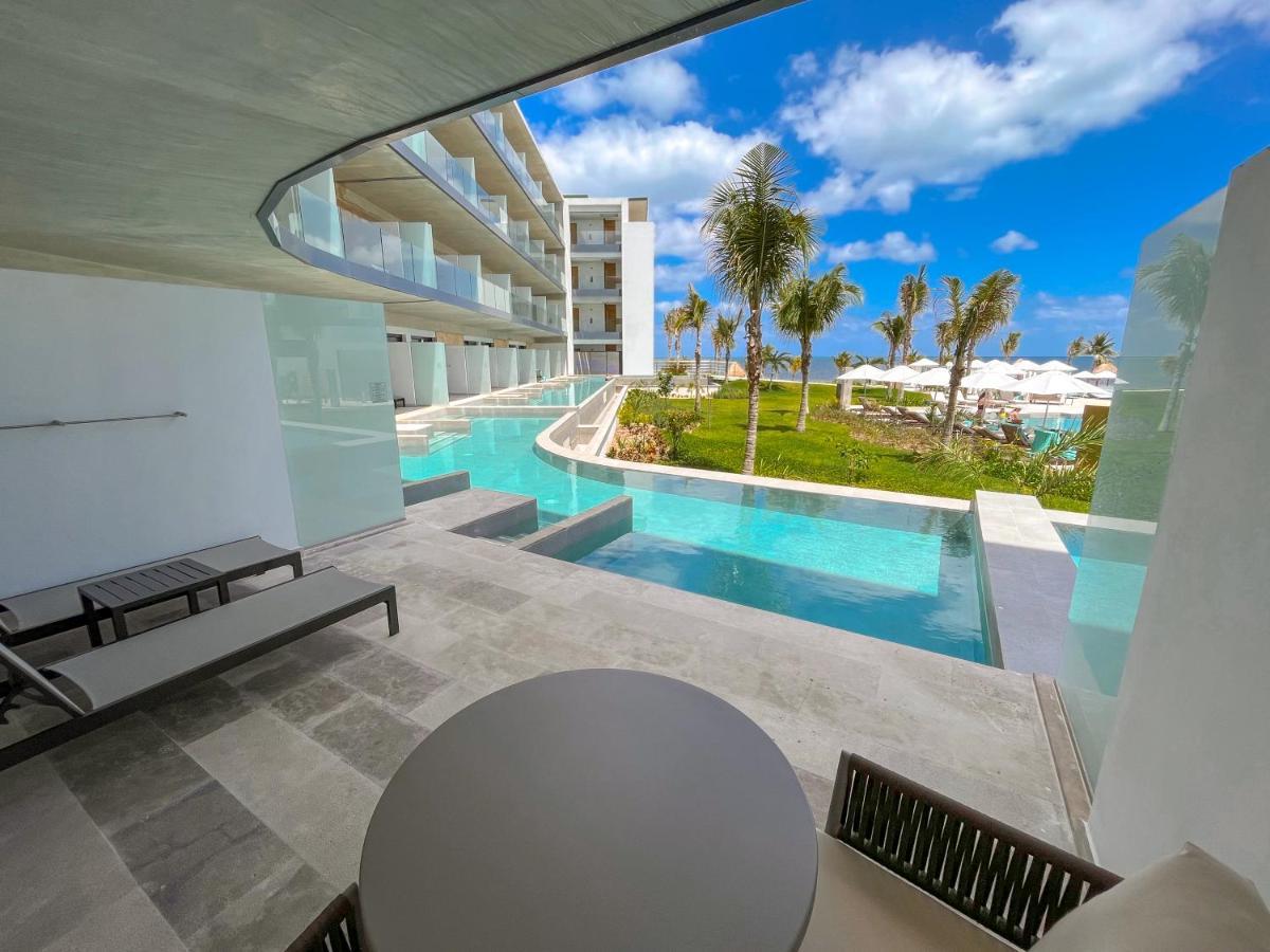 Haven Riviera Cancun (Adults Only) Alfredo V. Bonfil Exterior foto View from a swim-up room at the Grand Palladium Costa Mujeres Resort & Spa