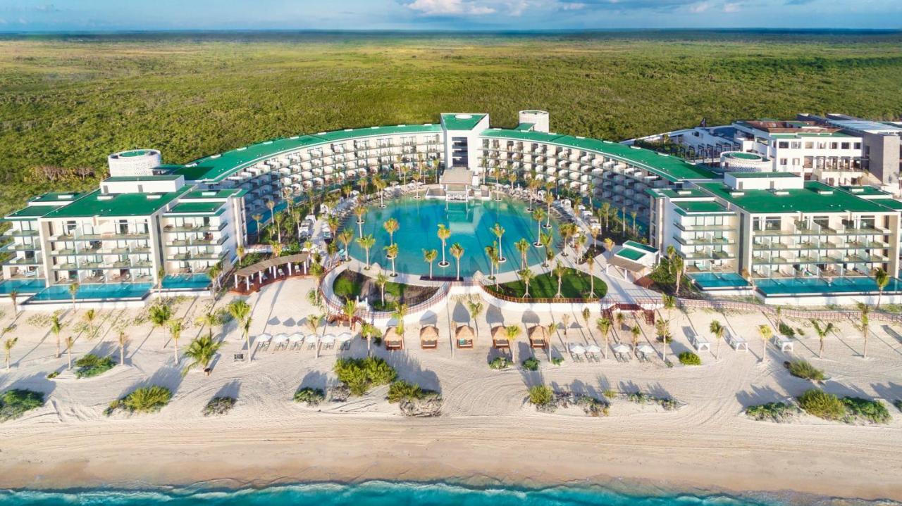 Haven Riviera Cancun (Adults Only) Alfredo V. Bonfil Exterior foto Aerial view of the resort